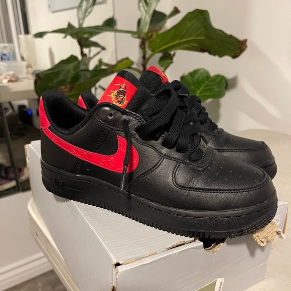Nike womens AF1 “Russian flower” *RARE* - Picture 1 of 6